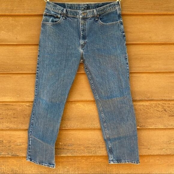 Vintage Wrangler Y2K Regular Fit Lightly Distressed and Faded Loose Fit Jeans - Picture 3 of 12